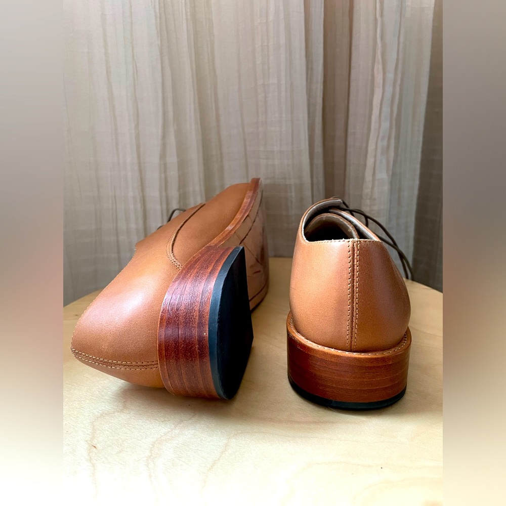 Nisolo Tan Leather Oxford Shoes - Picture 3 of 3